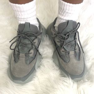 **NWT**Cape Robbin Gray sneaker